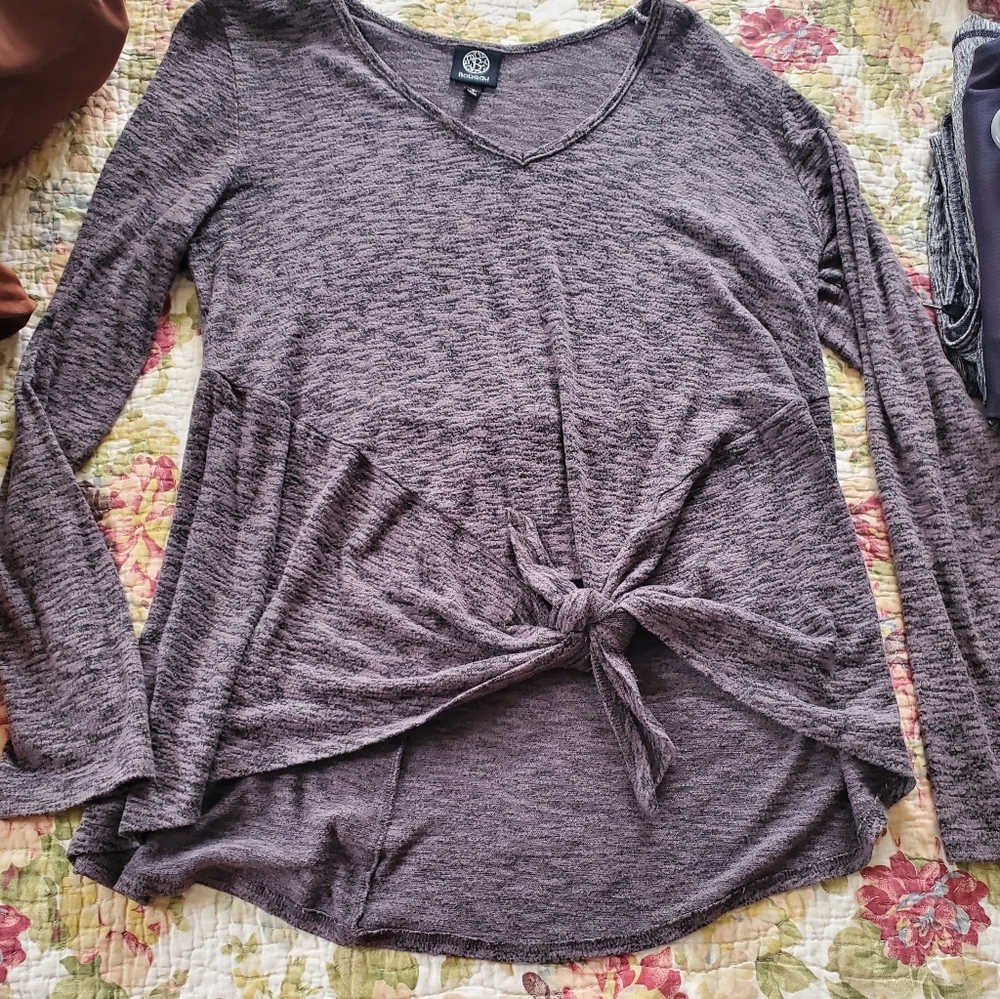 Gray top